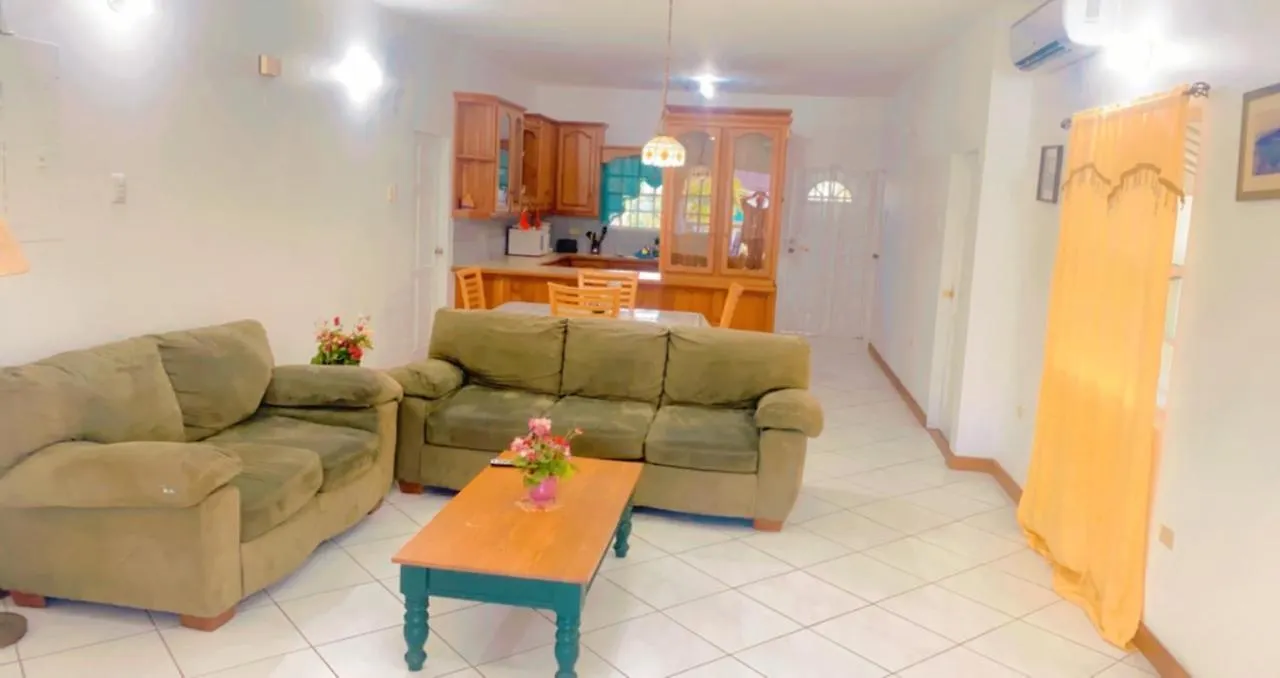Ursula Guesthouse In Bon Accord Crown Point